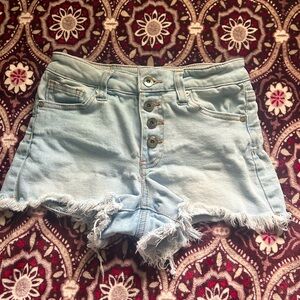 Kendall+Kylie, Jean shorts, light washed, size 25
